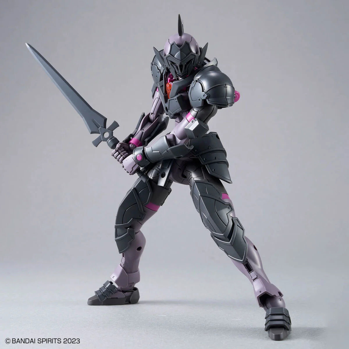 30MF Rosan Knight - Posing épée à 2 mains