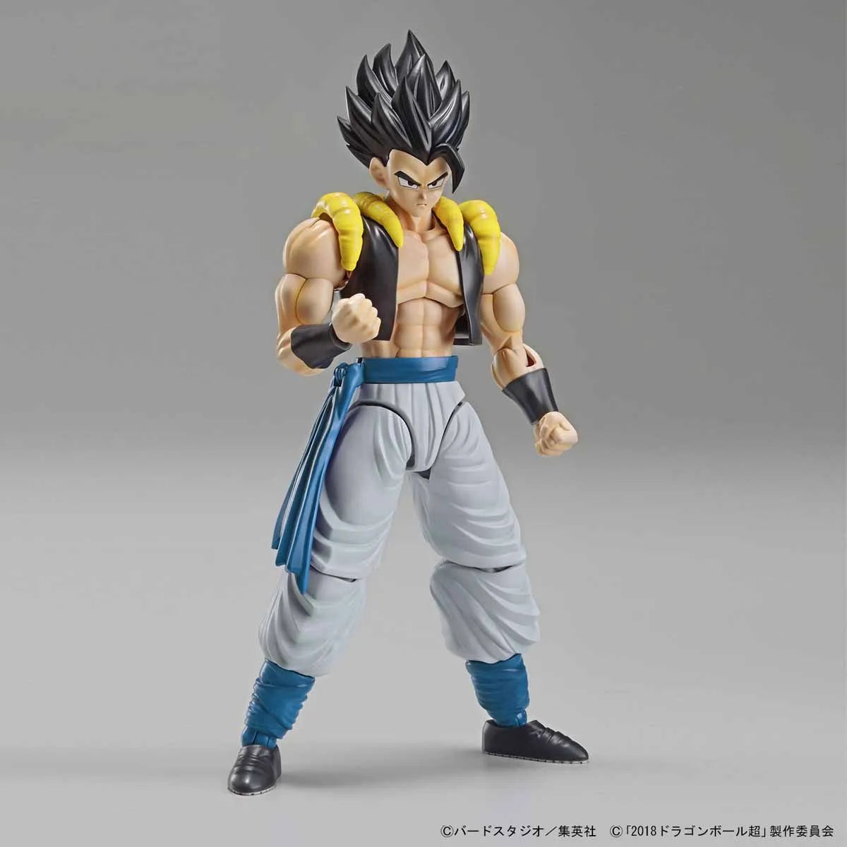 Figure-rise Standard - model kit Gogeta - maquette montée vue de face cheveux noirs