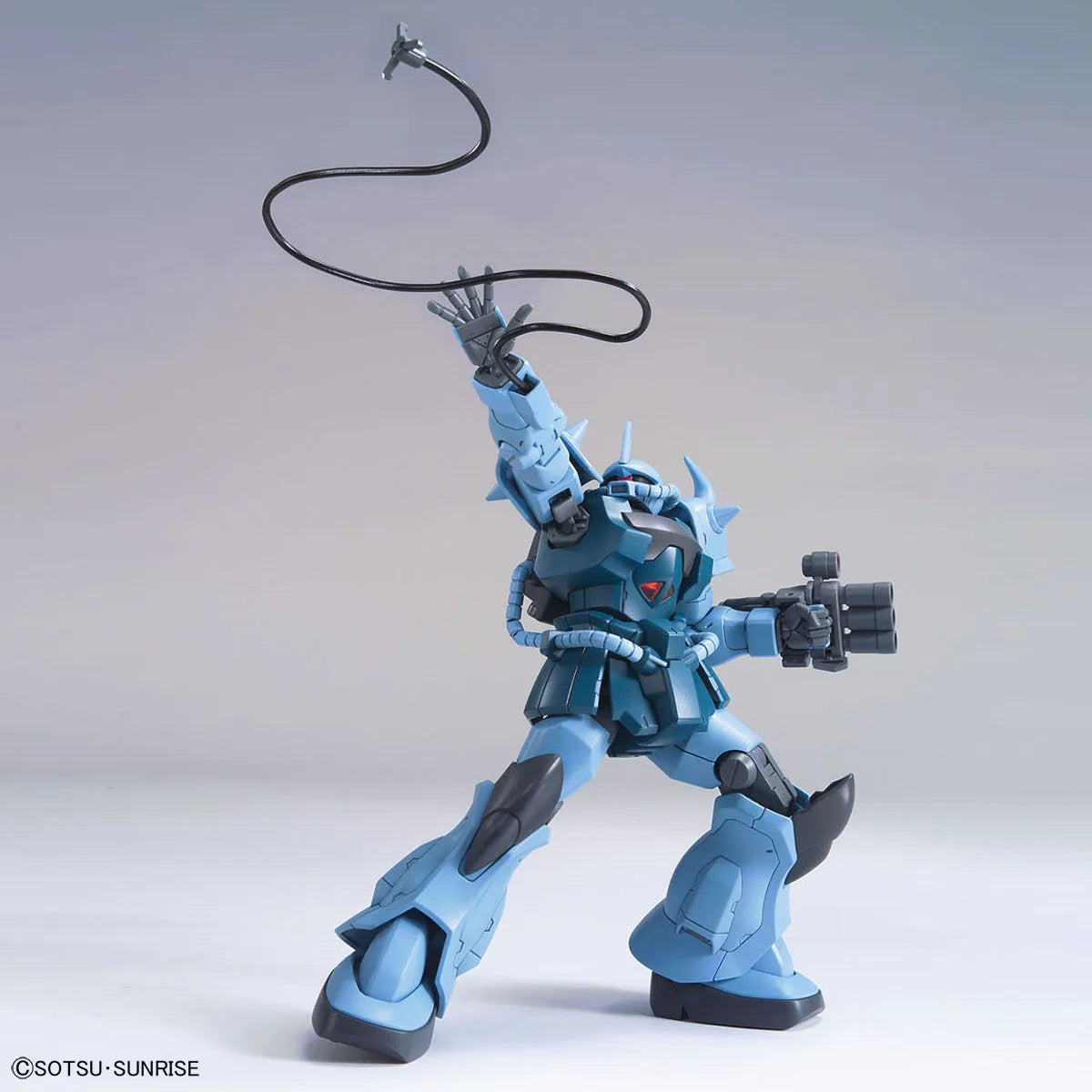 Gunpla Gouf Custom HG 1/144 – maquette montée pose fouet
