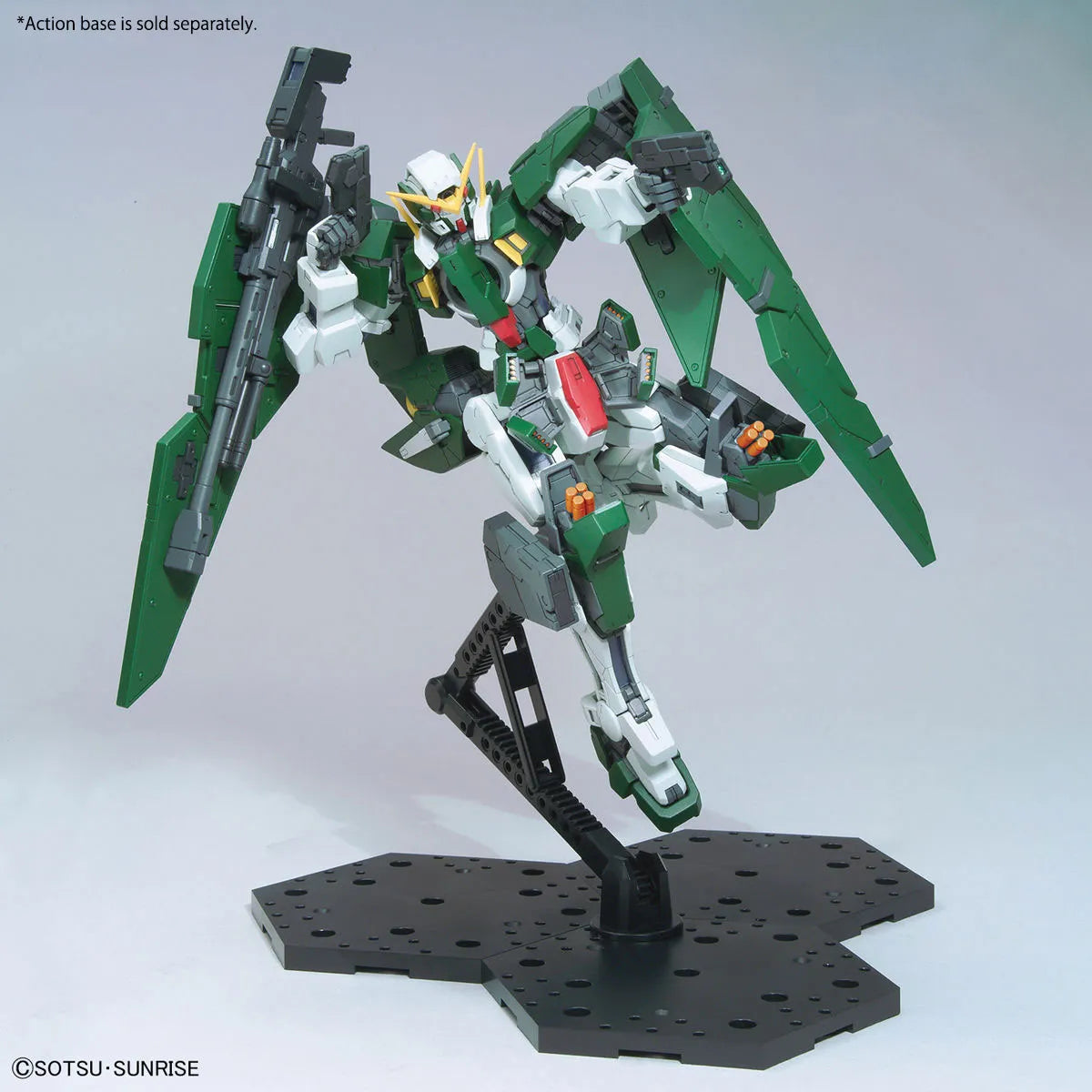 Gunpla Gundam Dynames MG 1/100 – maquette montée pose
