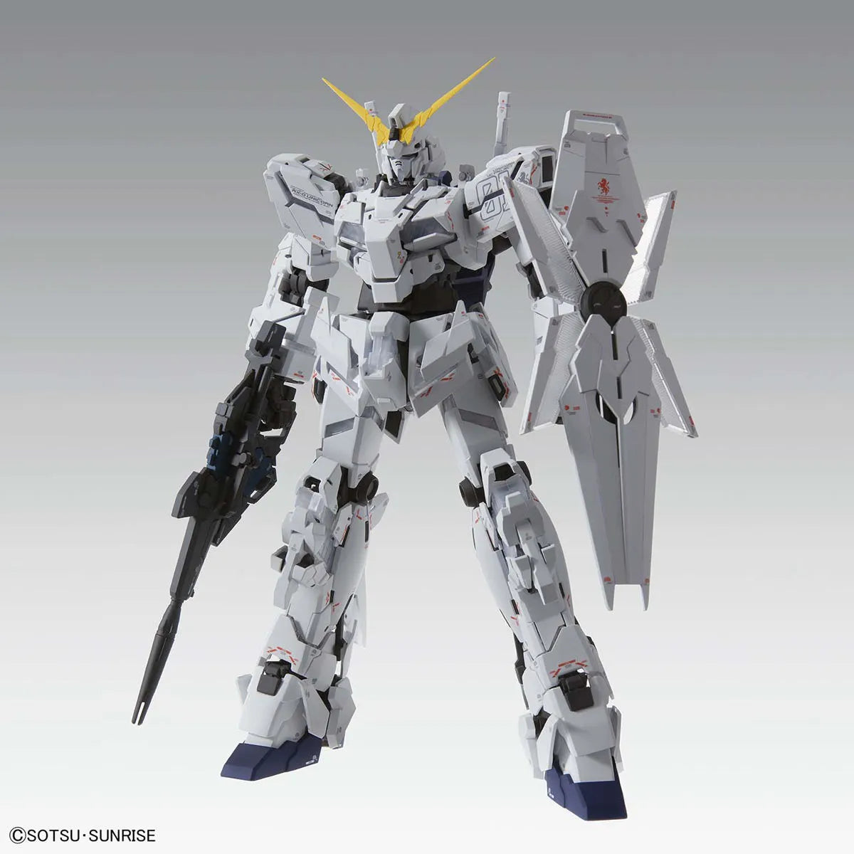 Gunpla Unicorn Gundam MGEX 1/100 – maquette montée vue de face