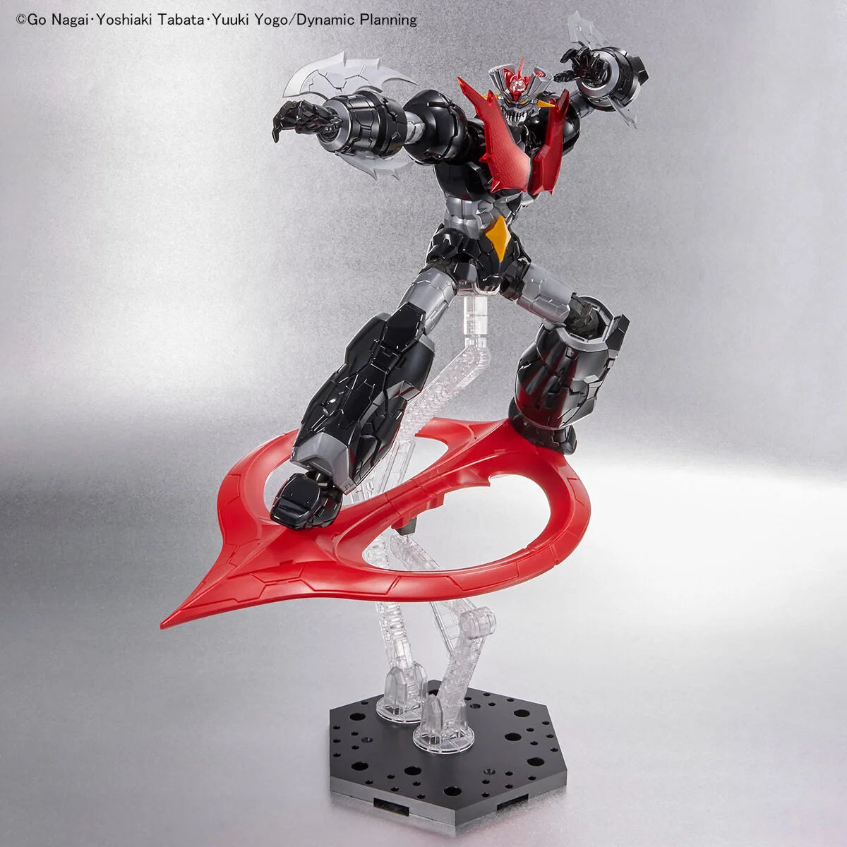 HG 1/144 Mazinger Zero (Infinitism) - Posing