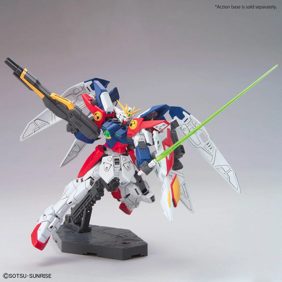 HG 1/144 Wing Gundam Zero - Boîte Bandai - Posing avec sabre et fusil