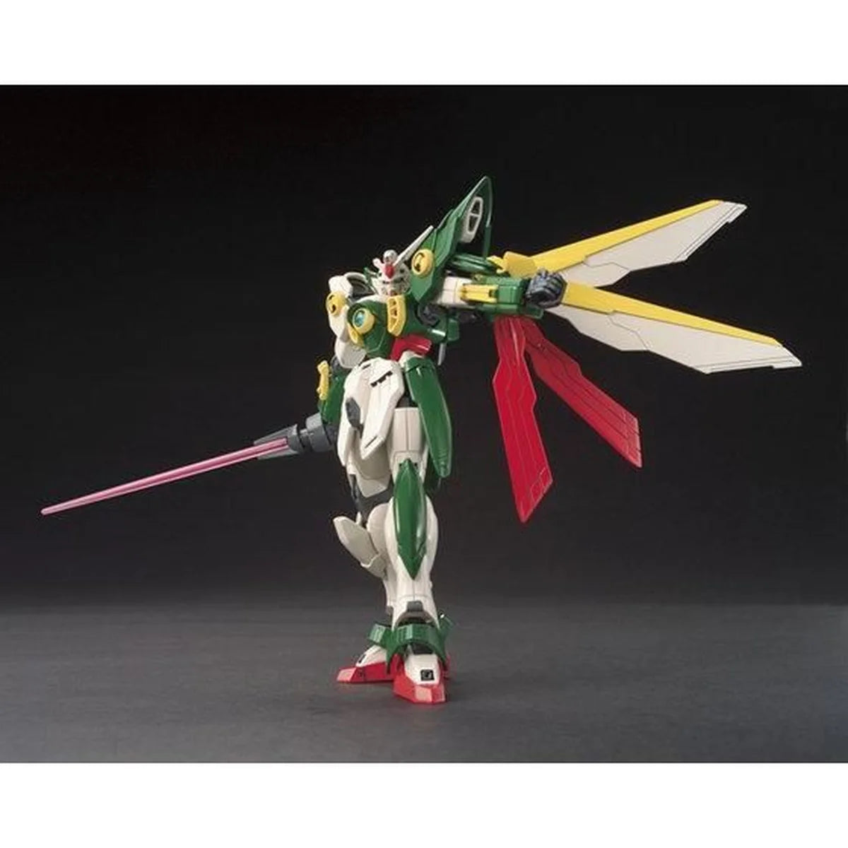 HGBF 1/144 Gundam Fenice - posing