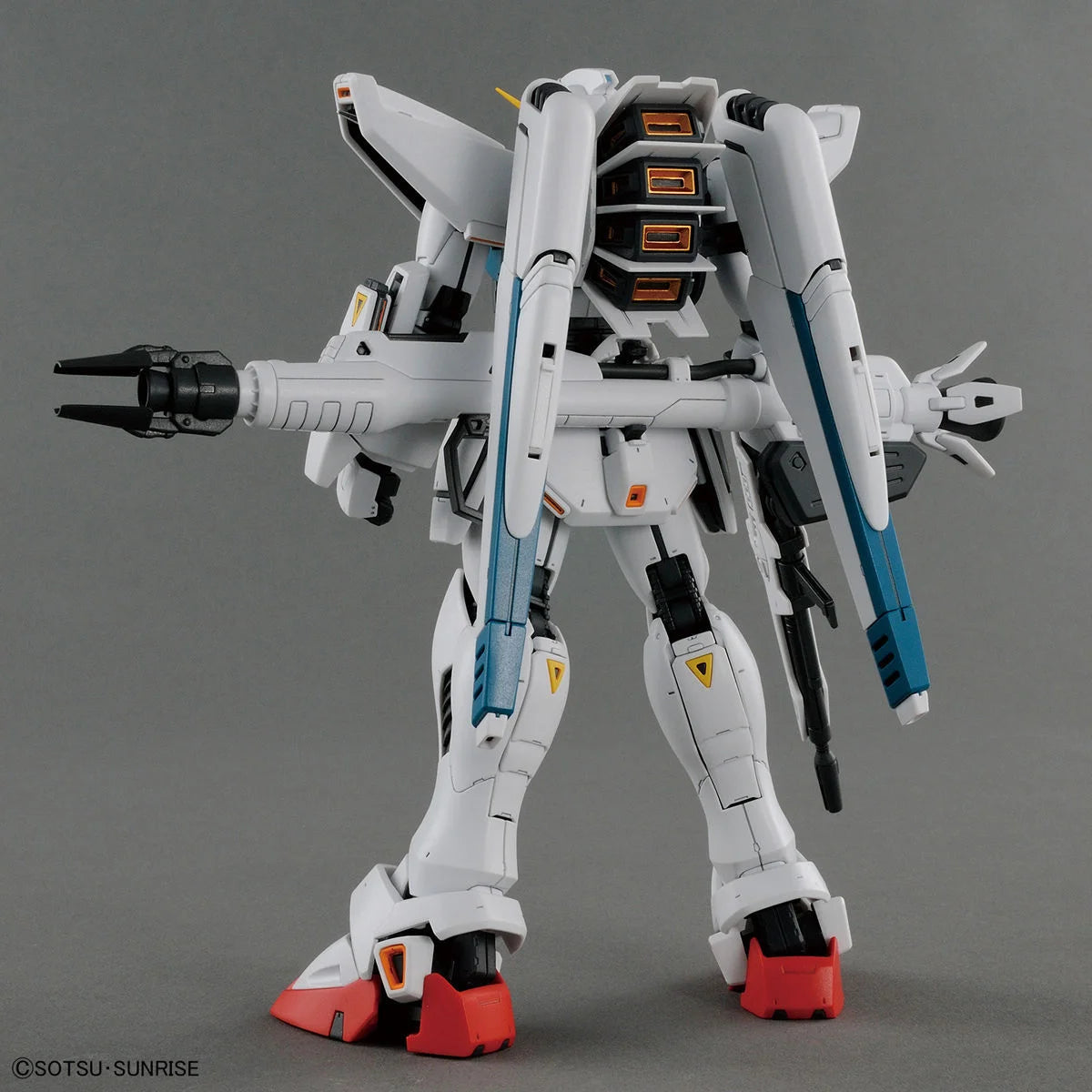 MG 1/100 Gundam F91 Ver.2.0 - Vue de dos