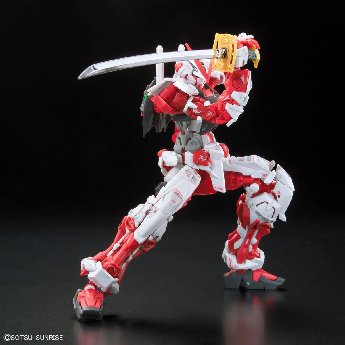 Gunpla RG 1/144 Gundam Astray Red Frame - Posing