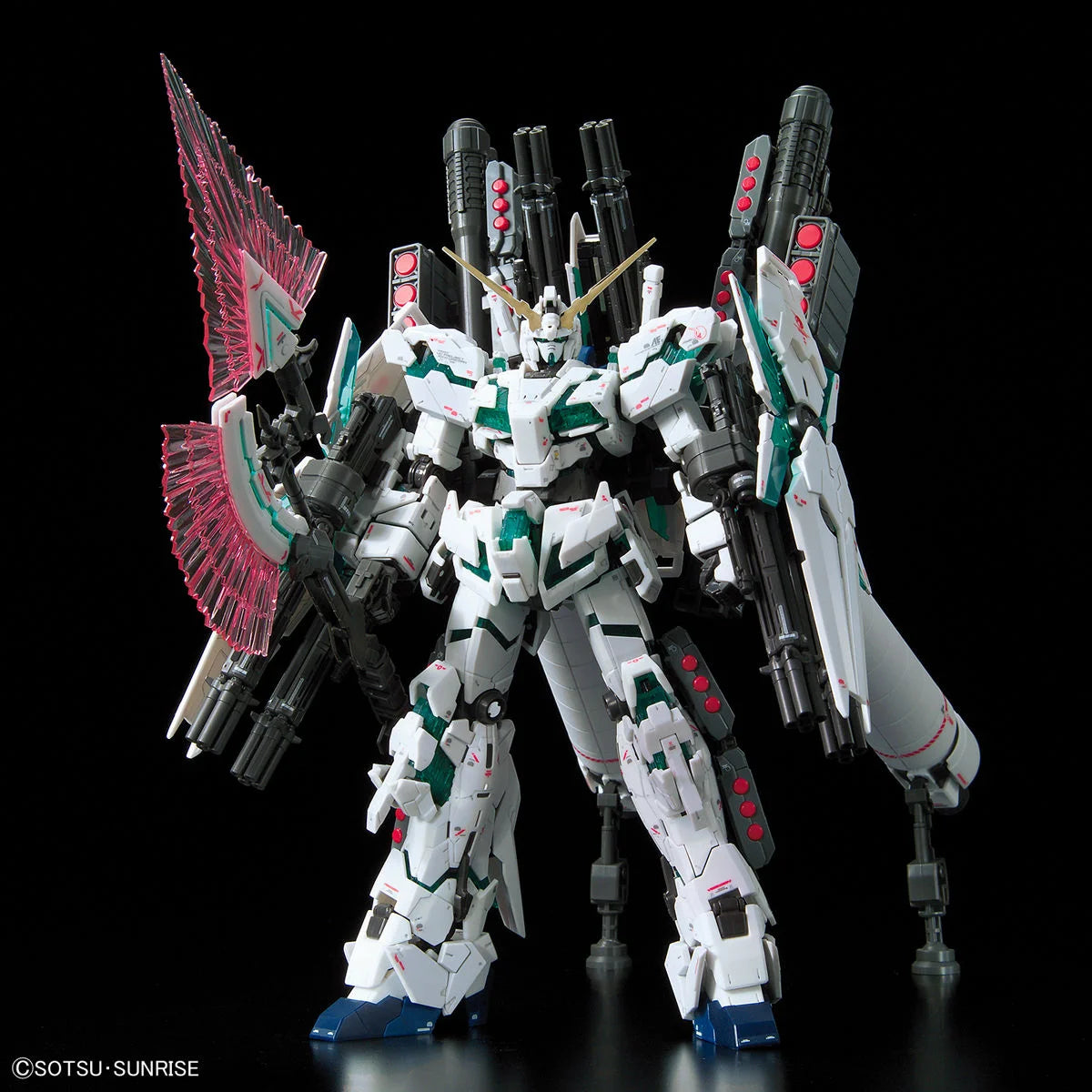 RG 1/144 RX-0 Full Armor Unicorn Gundam - Vue de face mode destroy