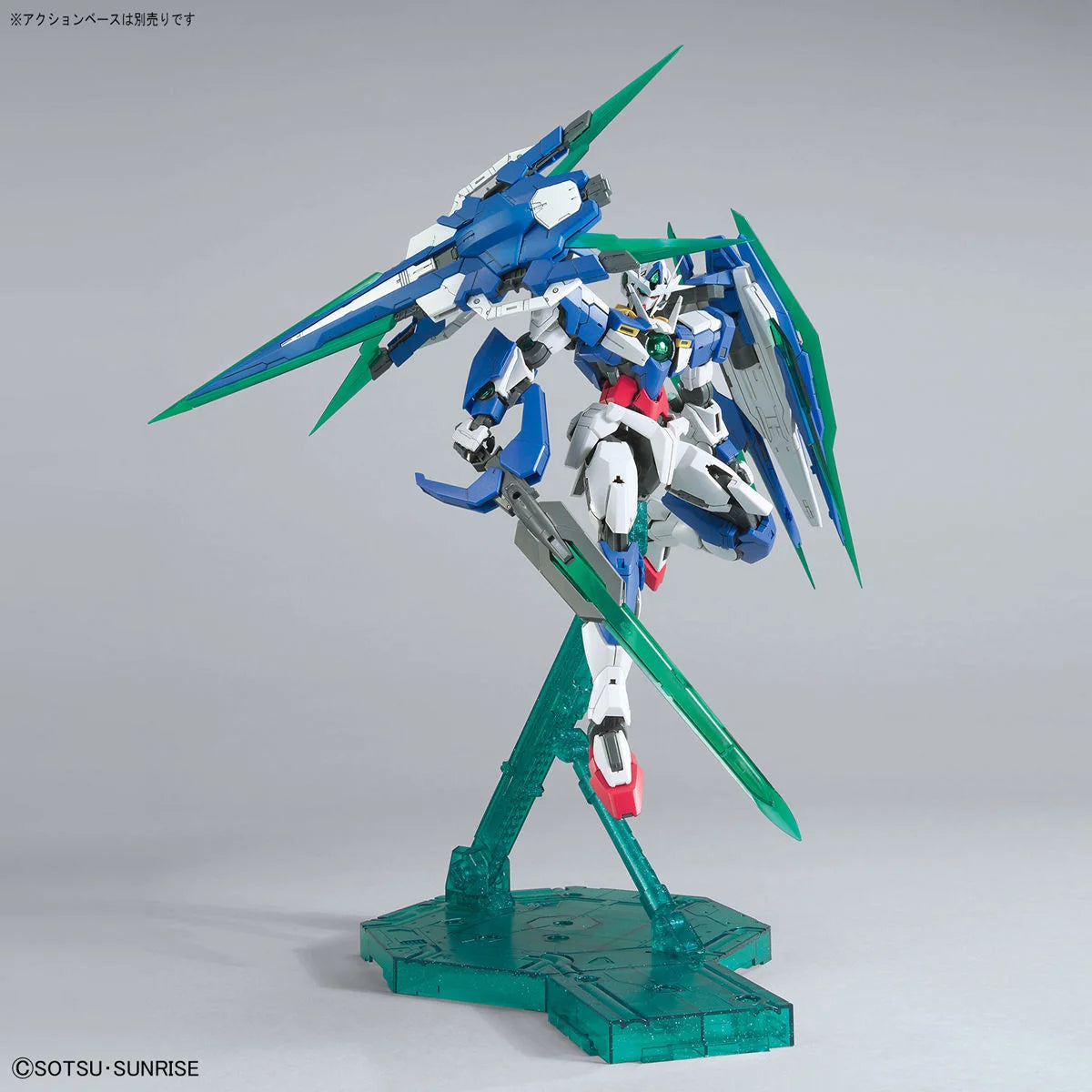 MG 1/100 Gundam 00 Qan[T] Full Saber