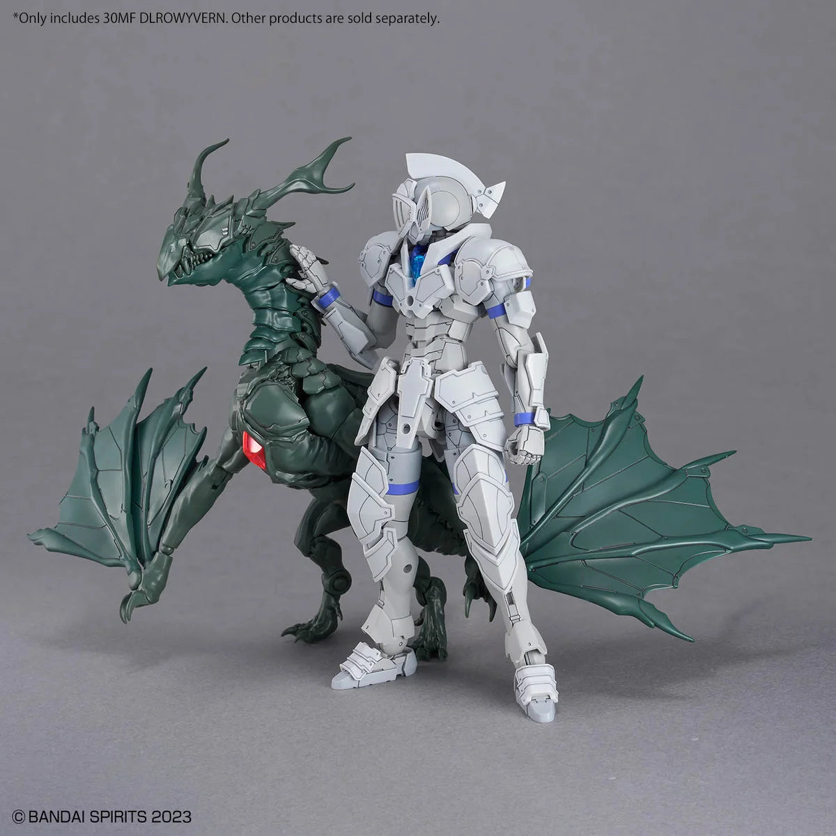30MF DLROWYVERN - Posing avec Liber Knight