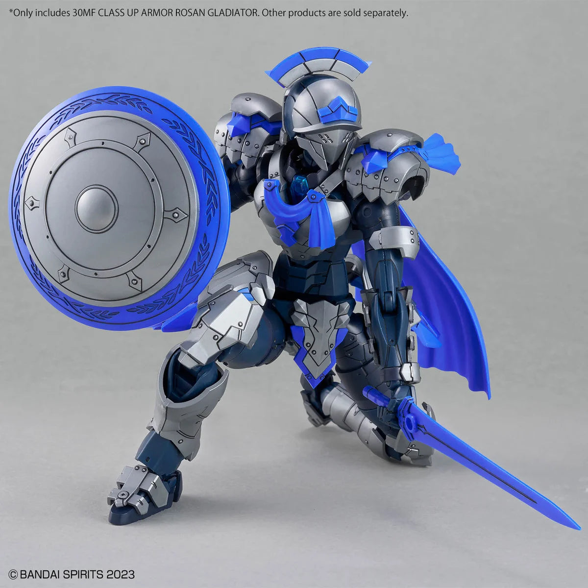 30MF CLASS UP ARMOR ROSAN GLADIATOR - Posing avec épée et bouclier