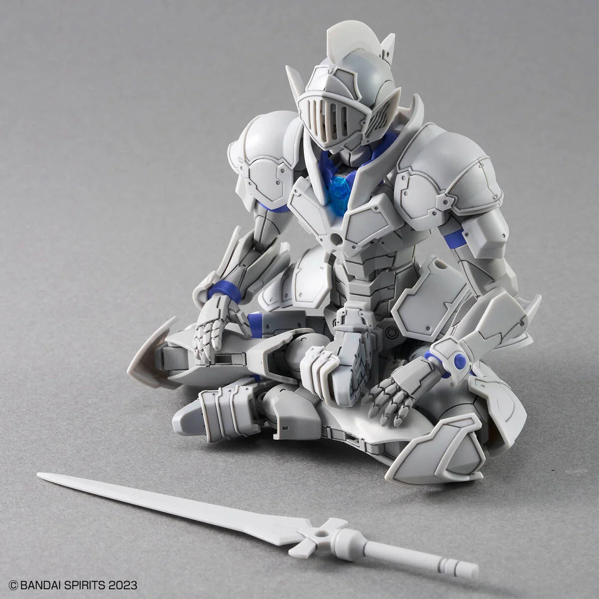 30MF Liber Knight - Posing assis