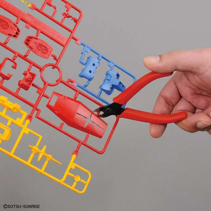 Bandai pince coupante demonstration sur grappe