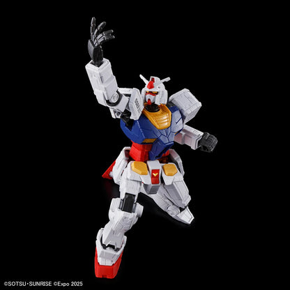 EG 1/144 RX-78F00/E Gundam - Posing