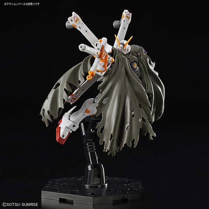 Gunpla Crossbone Gundam X1 RG 1/144 – maquette montée pose avec cape