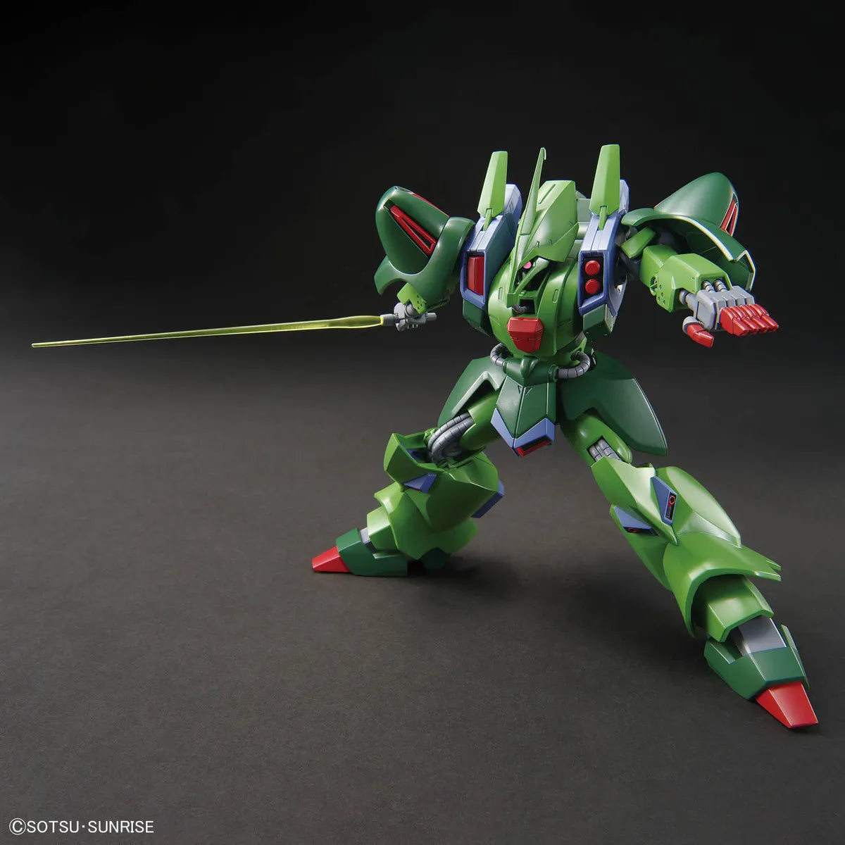 Gunpla Galluss J HG 1/144 – maquette montée pose dynamique