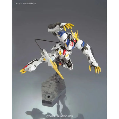 Gunpla Gundam Barbatos Lupus Rex HG 1/144 – maquette montée pose griffes