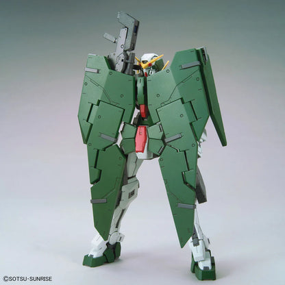 Gunpla Gundam Dynames MG 1/100 – maquette montée vue avant avec bouclier