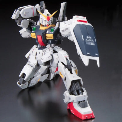 Gunpla Gundam Mk-II AEUG RG 1/144 – maquette montée pose
