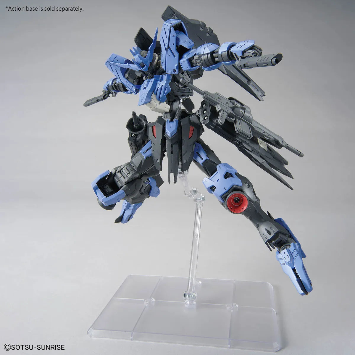 Gunpla Gundam Vidar MG 1/100 – maquette montée pose