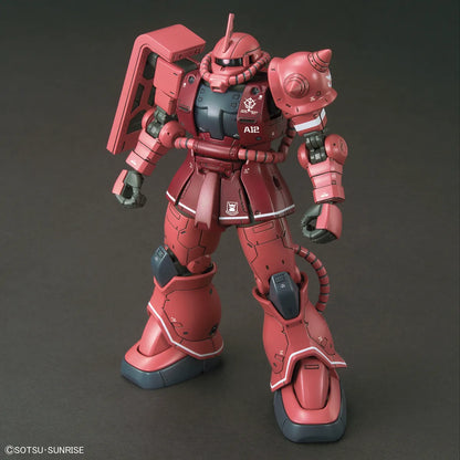 Gunpla MS-06S Zaku II Red Comet Version - Gundam The Origin HG 1/144 – maquette montée vue avant