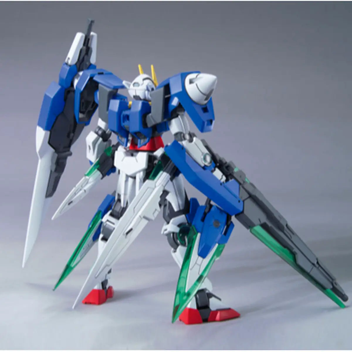 Gunpla OOGundam Seven Sword G HG 1/144 – maquette montée vue arrière