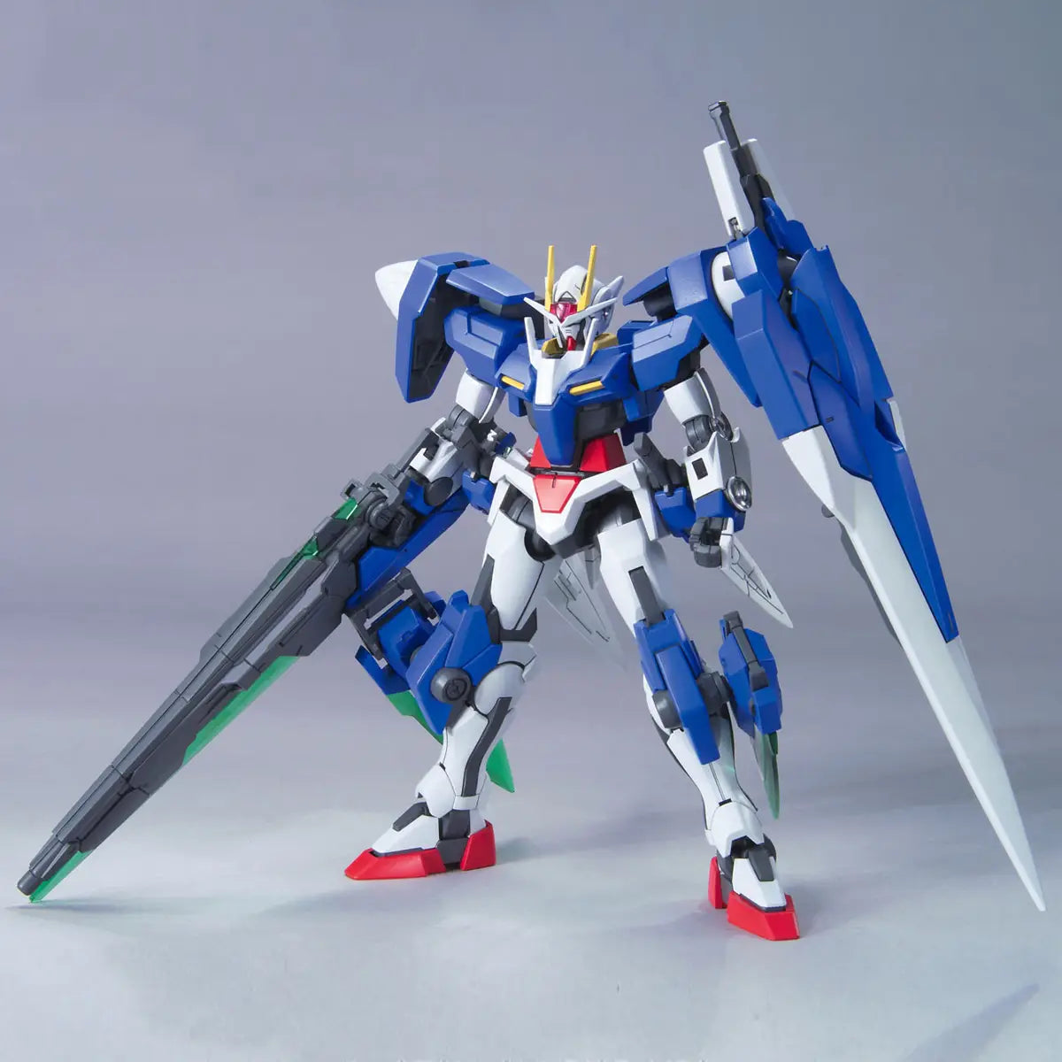 Gunpla OOGundam Seven Sword G HG 1/144 – maquette montée vue avant