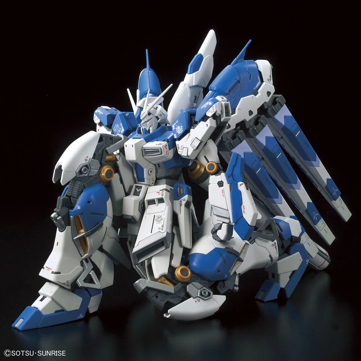 Gunpla RX-93-V2 Hi-V Gundam RG 1/144 – maquette montée pose