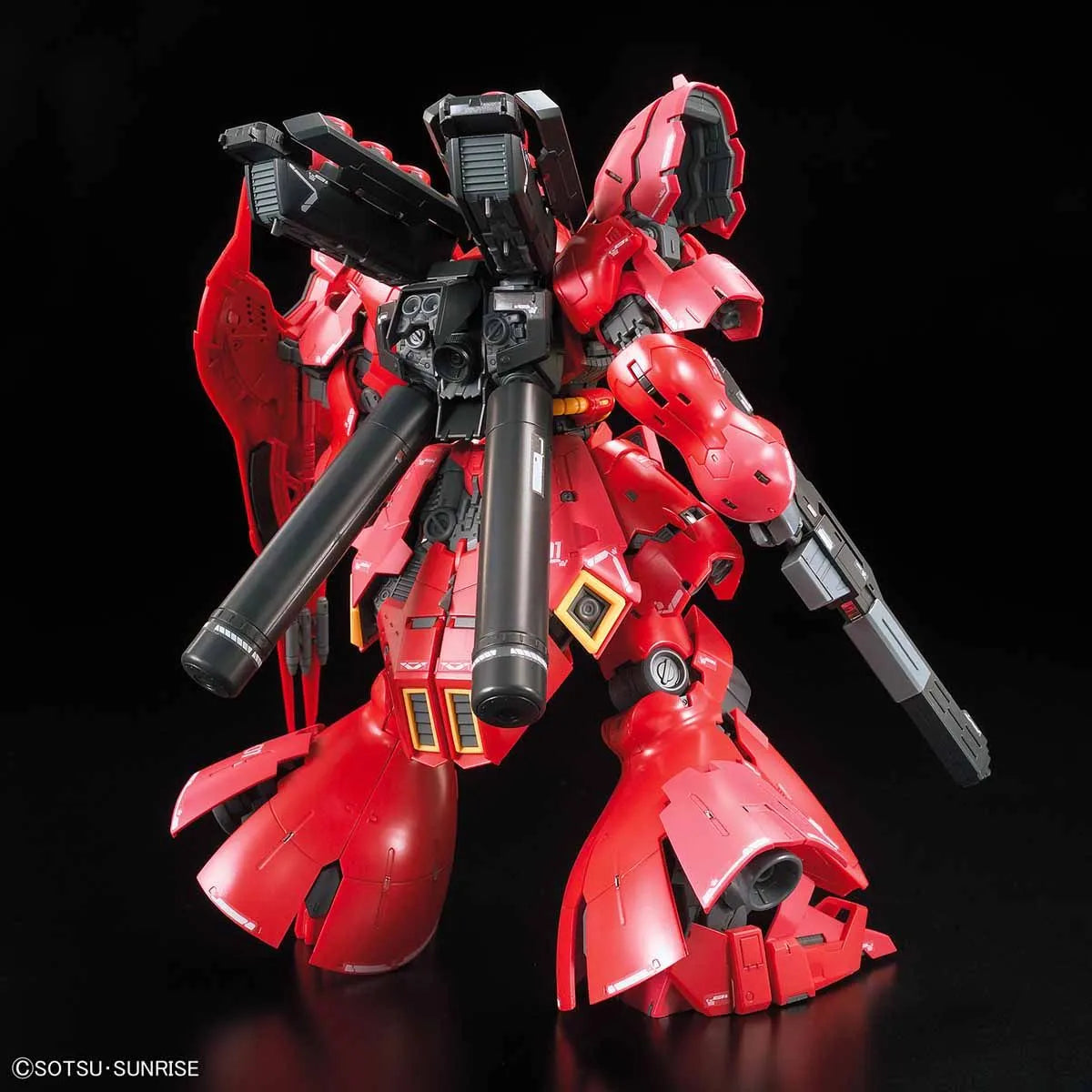 Gunpla Sazabi RG 1/144 – maquette montée vue avant