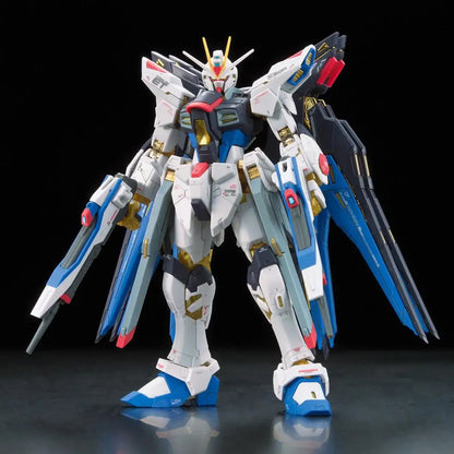 Gunpla Strike Freedom Gundam RG 1/144 – maquette montée vue avant