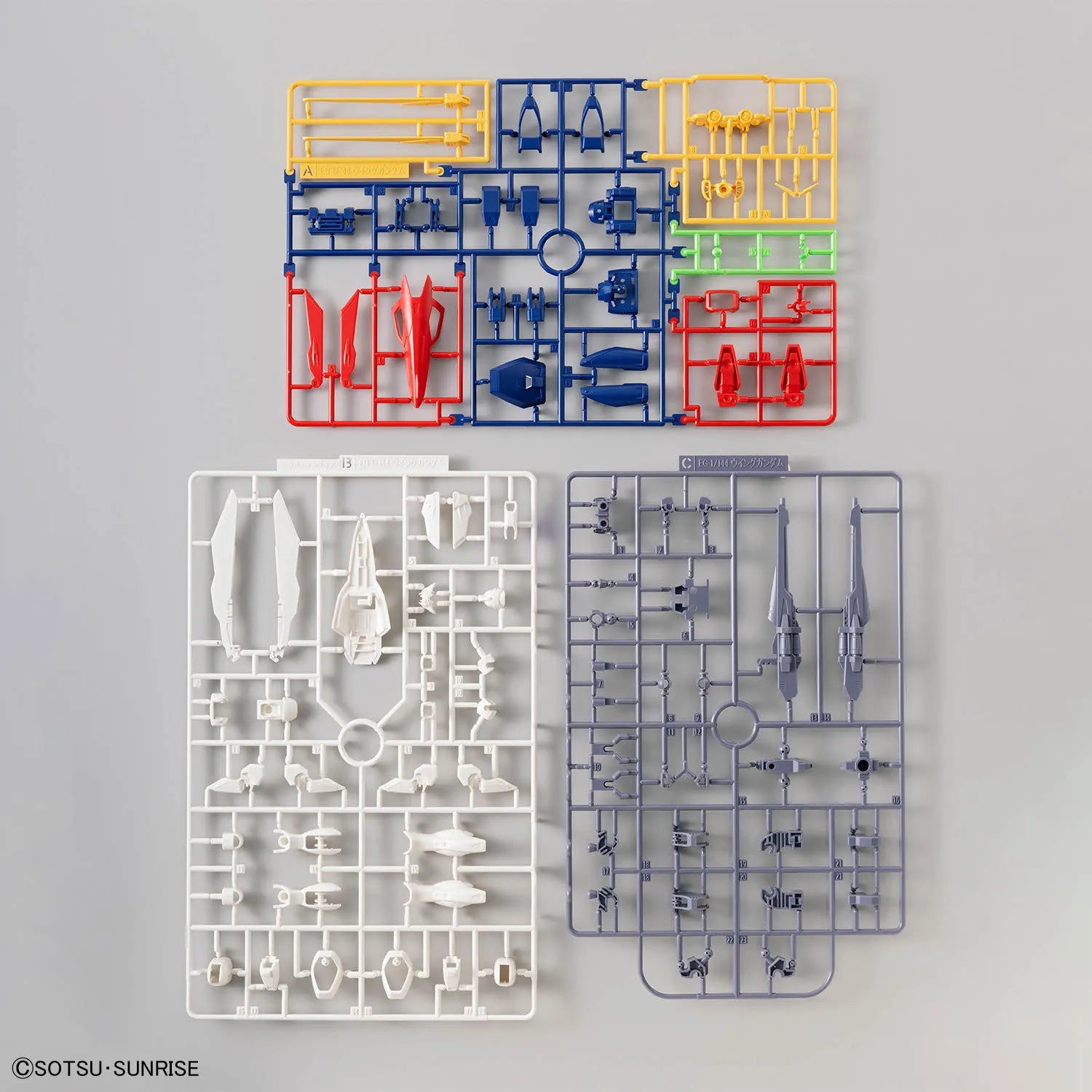 Gunpla Wing Gundam EG 1/144 – grappes