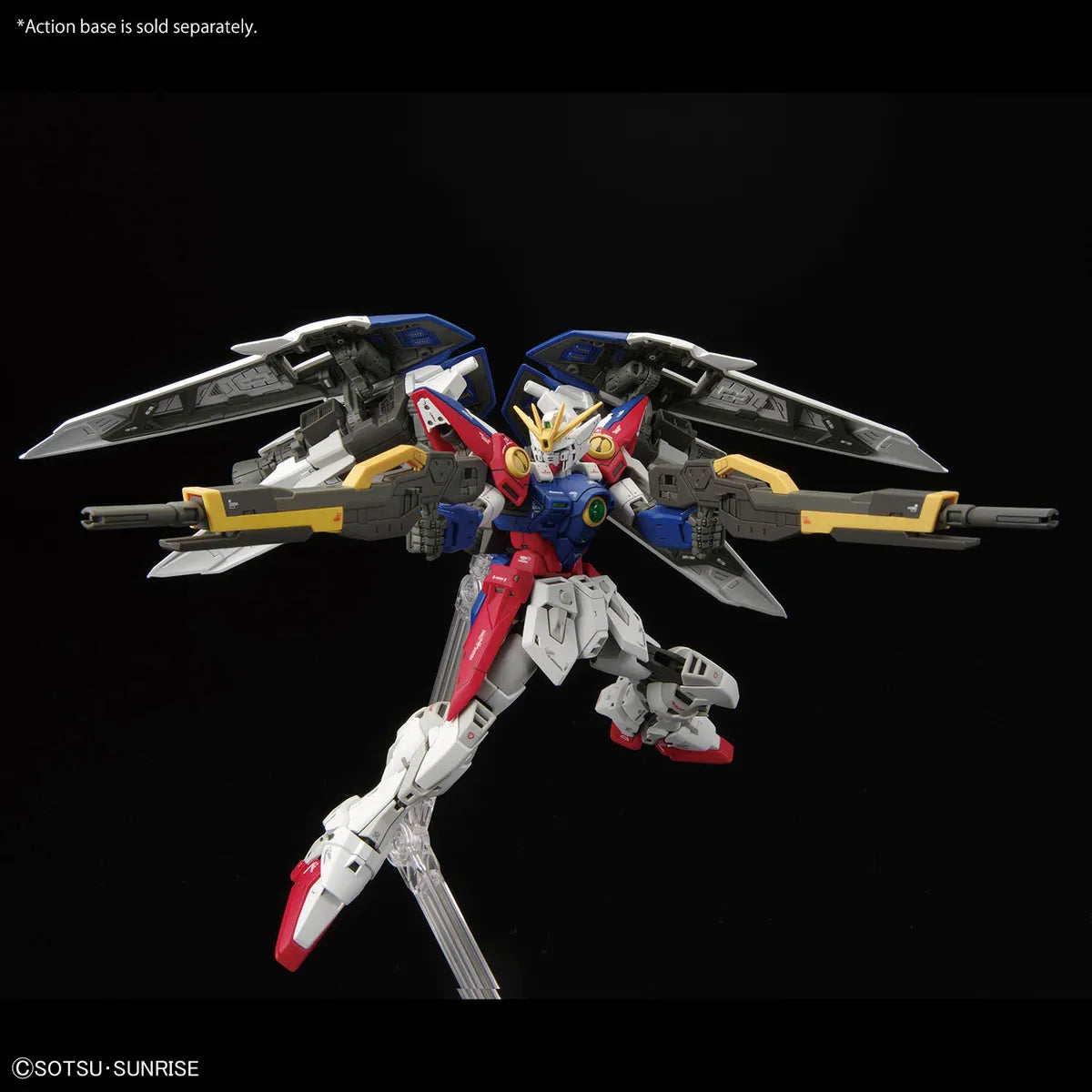 Gunpla Wing Gundam Zero HG 1/144 – maquette montée vue pose avec fusils