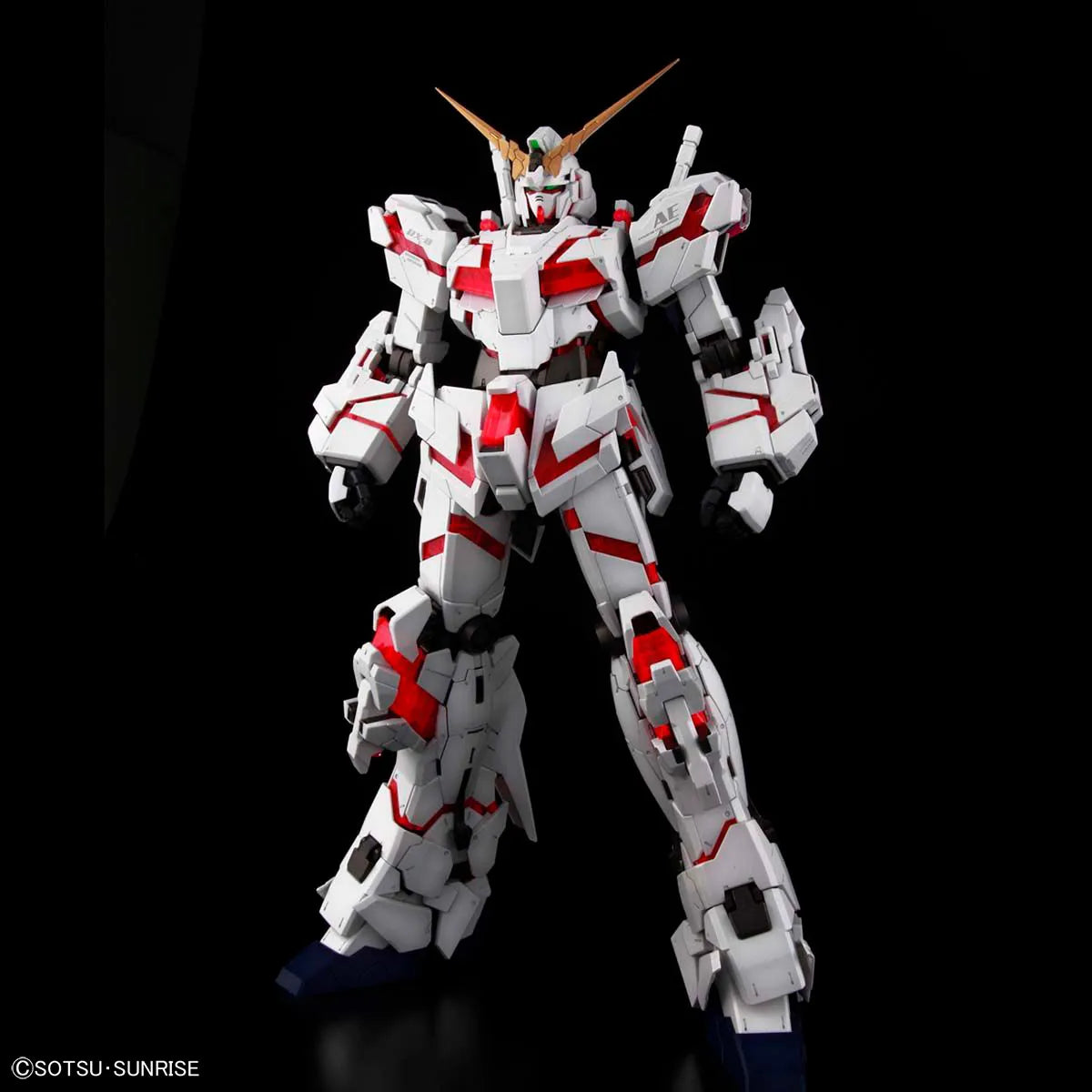 Gunpla Unicorn Gundam PG 1/60 – maquette montée vue avant Destroy mode