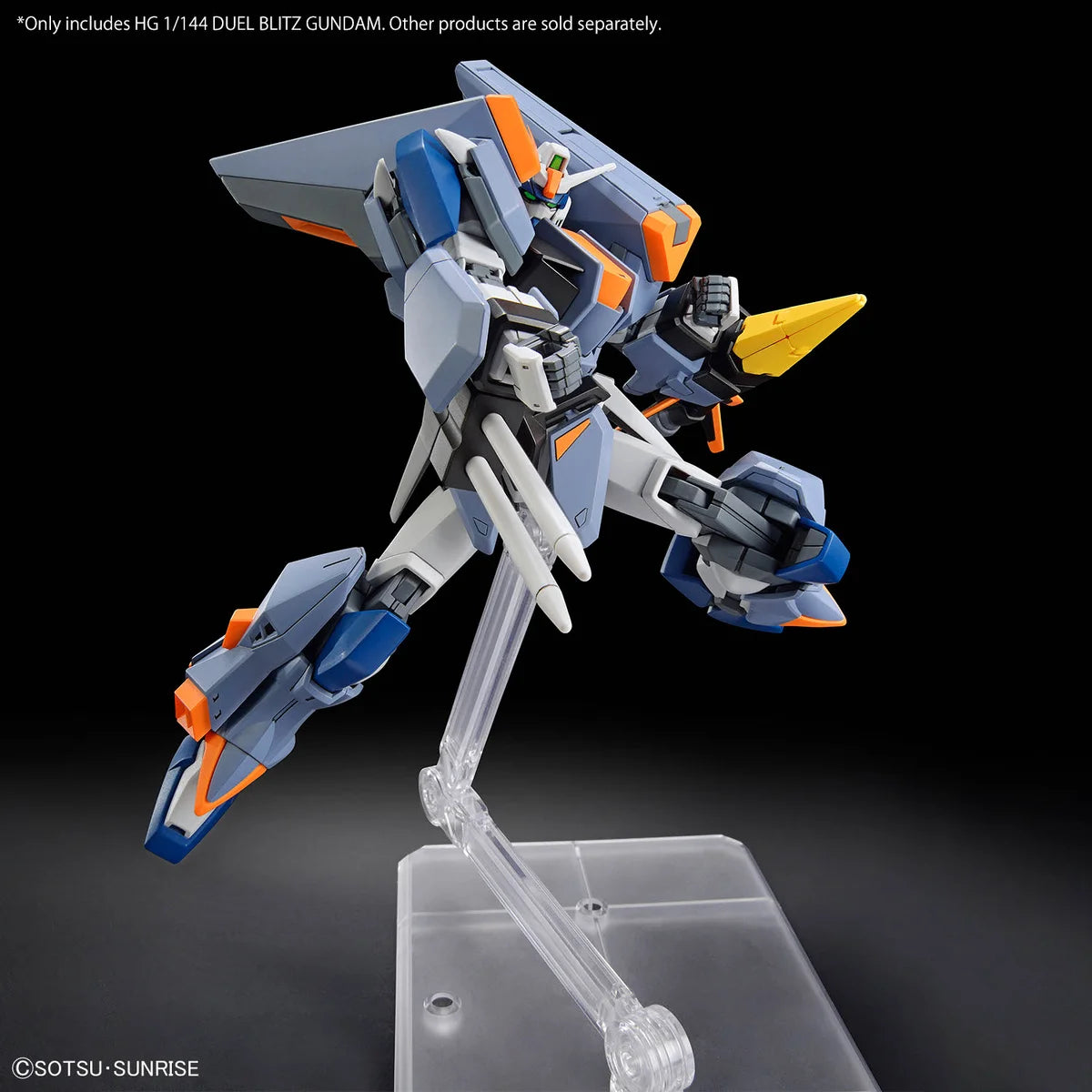 HG 1/144 Duel Blitz Gundam - Posing
