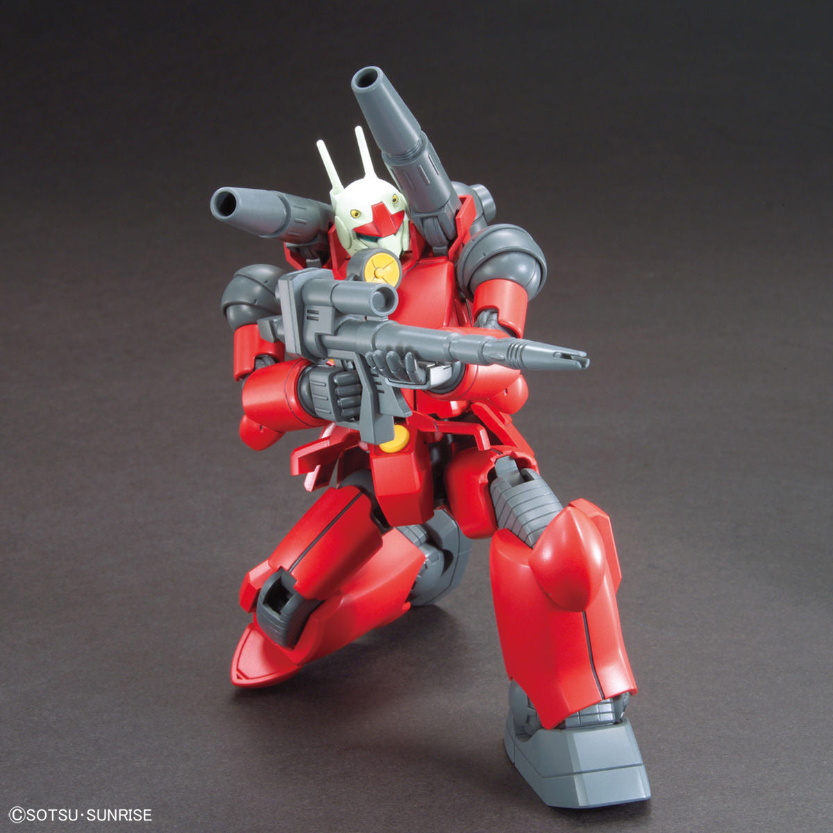 HG 1/144 RX-77-2 Guncannon - Posing