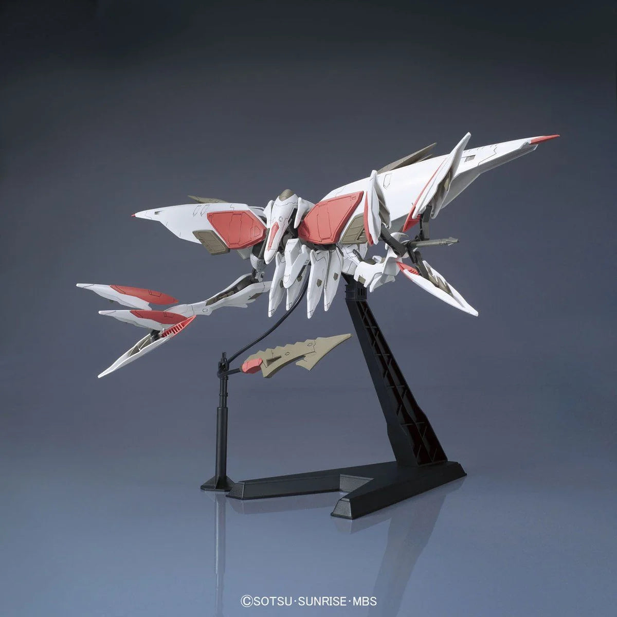 Gunpla HG 1/144 Mobile Armor Hashmal - Posing