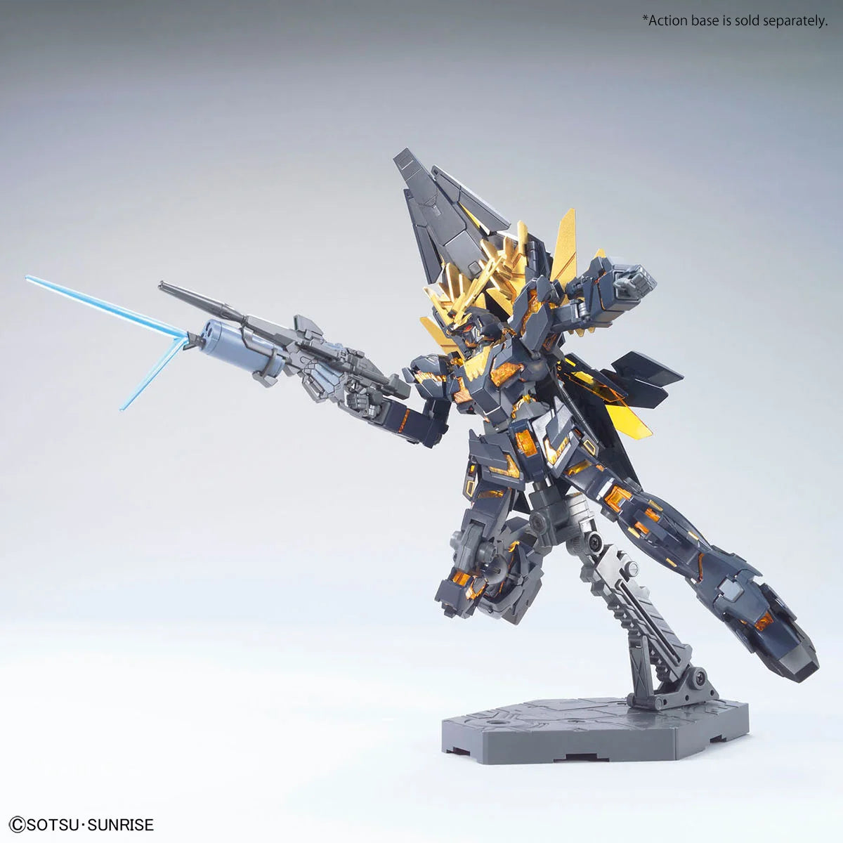 HGUC 1/144 UNICORN GUNDAM 02 BANSHEE NORN (Destroy Mode) - Posing