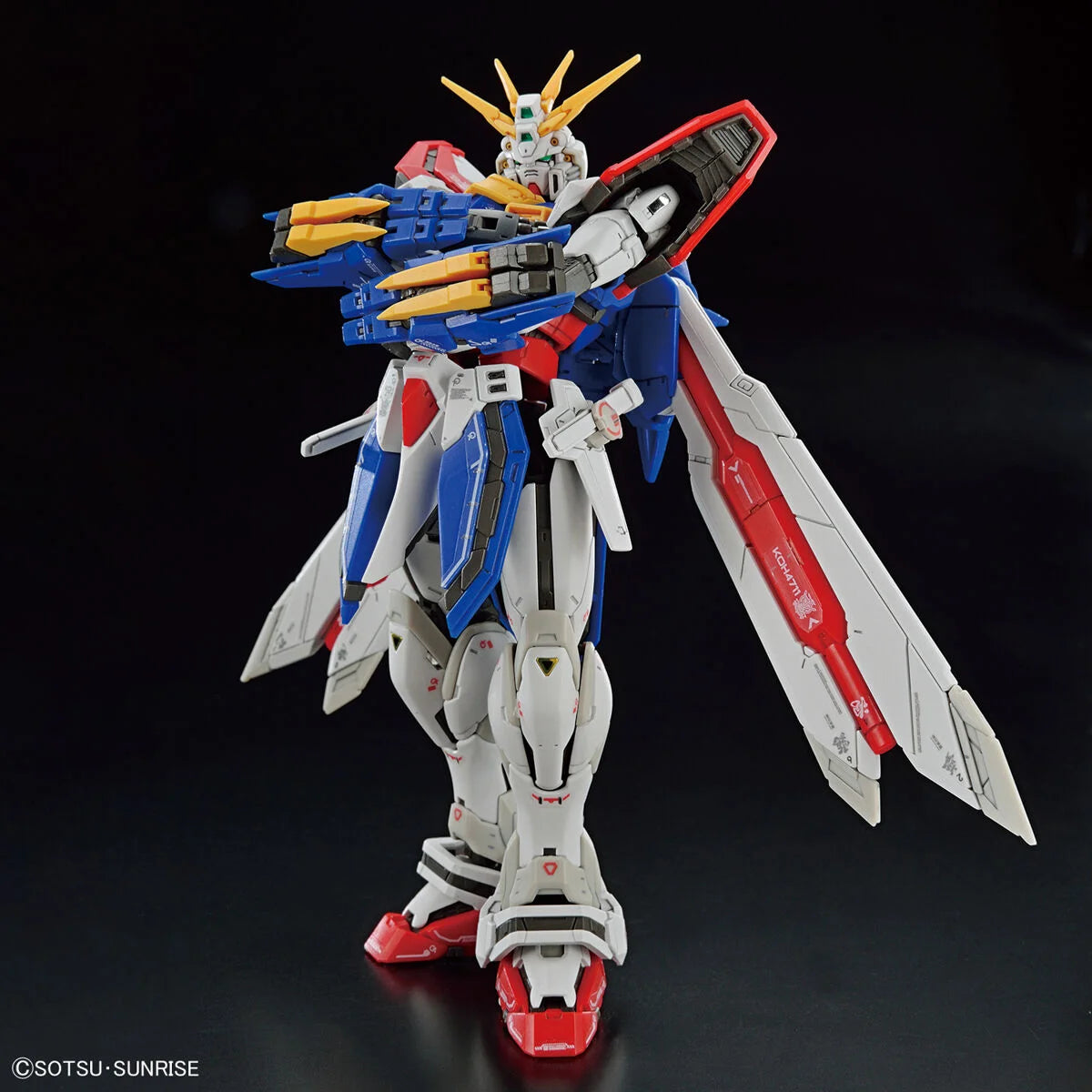 Gunpla God Gundam RG 1/144 – posing bras croisés