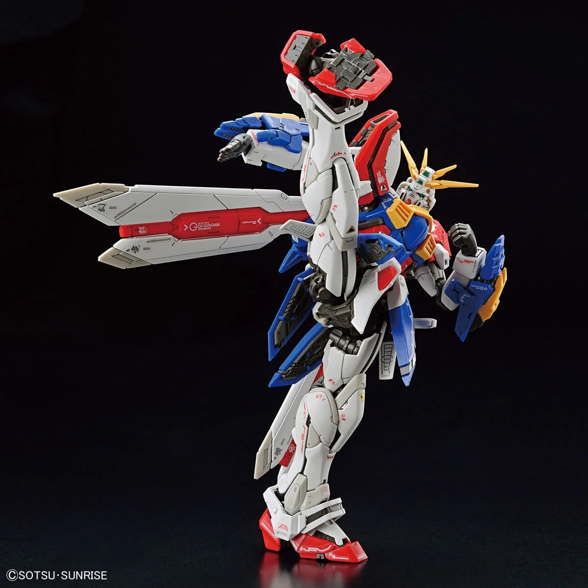 Gunpla God Gundam RG 1/144 – posing coup de pied